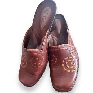 Clarks Artisan Collection Brown Leather Mules Clogs Wedge Shoes Size 7.5M